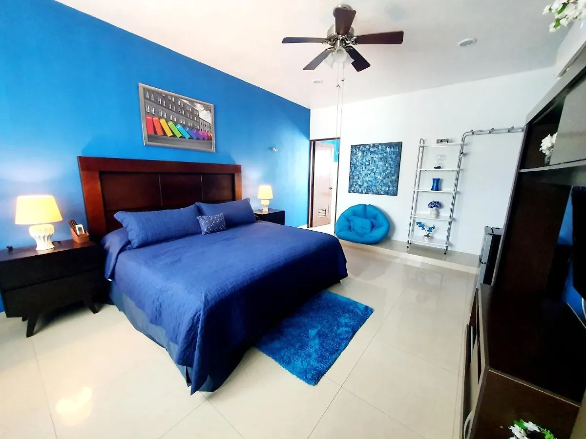 Bed & Breakfast Villa Segovia Cozumel